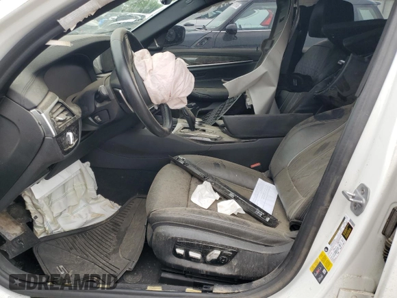 2020 BMW 5 Series with VIN WBAJB1C07LCD44282, listed as a Copart auction lot 60970885 with Not provided miles and Non repairable. Bid and sale history available at DreamBid. Image 7.