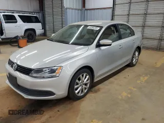 2012 Volkswagen Jetta SE z VIN 3VWDP7AJ3CM008783, wystawiony jako Copart lot #53284285 z przebiegiem 155 724 mil mil oraz Szkody całkowita. Historia ofert i sprzedaży dostępna na DreamBid. Obrazek 1.