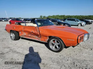 1969 Pontiac Firebird z VIN 223679U130800, wystawiony jako Copart lot #52325715 z przebiegiem 545 118 mil mil oraz Szkoda całkowita • Salvage title. Historia ofert i sprzedaży dostępna na DreamBid. Obrazek 4.