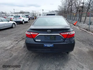 2015 Toyota Camry Hybrid LE with VIN 4T1BD1FK3FU164092, listed as a IAAI auction lot 41886726 with 396,189 mi miles. Bid and sale history available at carsss.com. Image 16.