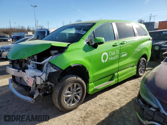 2024 Toyota Sienna LE with VIN 5TDKSKFC6RS127555, listed as a Copart auction lot 43054955 with 1,812 mi miles and Salvage Title. Bid and sale history available at carsss.com. Image 1.