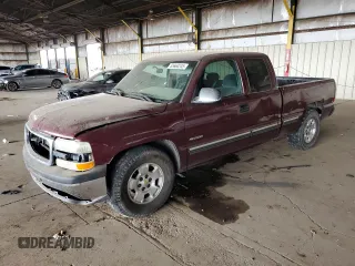 2001 Chevrolet Silverado 1500 LS with VIN 2GCEC19VX11277472, listed as a Copart auction lot 55660245 with 110,710 mi miles and Salvage Title. Bid and sale history available at DreamBid. Image 1.