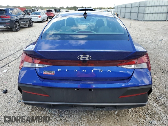 2024 Hyundai Elantra SE z VIN KMHLL4DG5RU740860, wystawiony jako Copart lot #47126855 z przebiegiem 34 990 mil mil oraz Nie do naprawy • Non repairable. Historia ofert i sprzedaży dostępna na DreamBid. Obrazek 6.