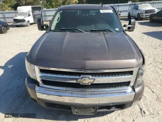 2007 Chevrolet Silverado 1500 LT w/1LT with VIN 1GCEC19J17E575140, listed as a Copart auction lot 78829764 with 221,631 mi miles and Salvage Title. Bid and sale history available at carsss.com. Image 5.
