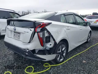 2017 Toyota Prius Two with VIN JTDKARFU9H3038521, listed as a IAAI auction lot 41477948 with 199,917 mi miles. Bid and sale history available at carsss.com. Image 4.