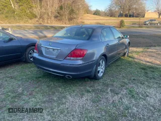 2008 Acura RL with VIN JH4KB16538C002216, listed as a Copart auction lot 85506324 with 254,904 mi miles and Clean Title. Bid and sale history available at DreamBid. Image 4.