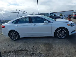 2018 Ford Fusion SE with VIN 3FA6P0HDXJR127018, listed as a IAAI auction lot 42013450 with 93,761 mi miles. Bid and sale history available at carsss.com. Image 13.