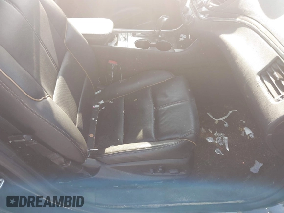 2019 Chevrolet Impala Premier with VIN 2G1105S31K9158986, listed as a IAAI auction lot 42072719 with 148,260 mi miles and . Bid and sale history available at DreamBid. Image 5.