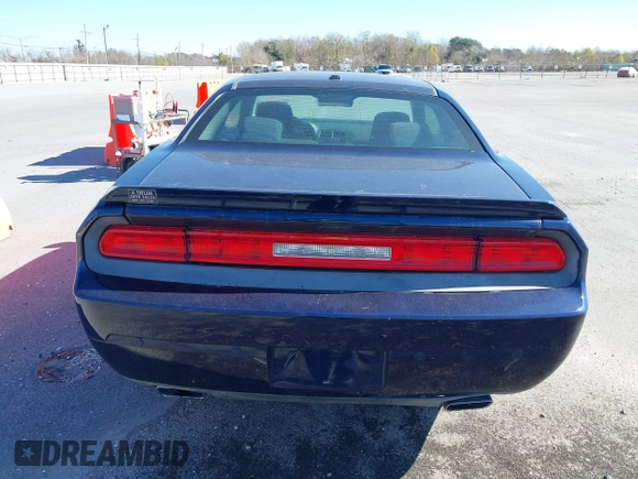 2013 Dodge Challenger R/T z VIN 2C3CDYBT7DH679522, wystawiony jako IAAI lot #41387221 z przebiegiem 122 147 mil mil oraz . Historia ofert i sprzedaży dostępna na DreamBid. Obrazek 16.
