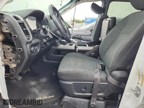 2019 Ram 2500 Big Horn with VIN 3C6UR5DJ0KG697358, listed as a Copart auction lot 62675875 with 98,653 mi miles and Salvage title. Bid and sale history available at DreamBid. Image 7.