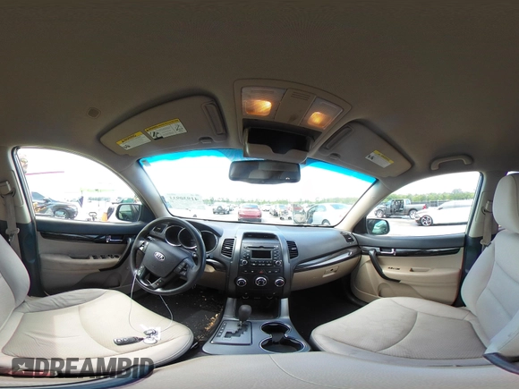 2011 Kia Sorento LX with VIN 5XYKT4A18BG076514, listed as a IAAI auction lot 41930933 with 186,783 mi miles. Bid and sale history available at carsss.com. Image 18.