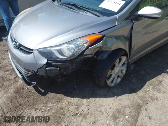 2013 Hyundai Elantra GLS with VIN KMHDH4AE8DU536524, listed as a IAAI auction lot 42213194 with 178,343 mi miles and . Bid and sale history available at DreamBid. Image 6.