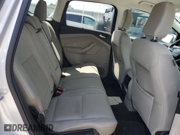 2019 Ford Escape SE z VIN 1FMCU9GD8KUB91172, wystawiony jako Copart lot #58533265 z przebiegiem 111 175 mil mil oraz Szkoda całkowita • Salvage title. Historia ofert i sprzedaży dostępna na DreamBid. Obrazek 10.