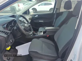 2017 Ford Escape SE z VIN 1FMCU9GD0HUD44281, wystawiony jako IAAI lot #42573170 z przebiegiem 99 085 mil mil oraz . Historia ofert i sprzedaży dostępna na DreamBid. Obrazek 1.