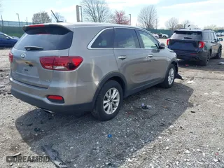 2019 Kia Sorento S V6 with VIN 5XYPGDA59KG508363, listed as a IAAI auction lot 41937863 with 52,308 mi miles. Bid and sale history available at carsss.com. Image 4.