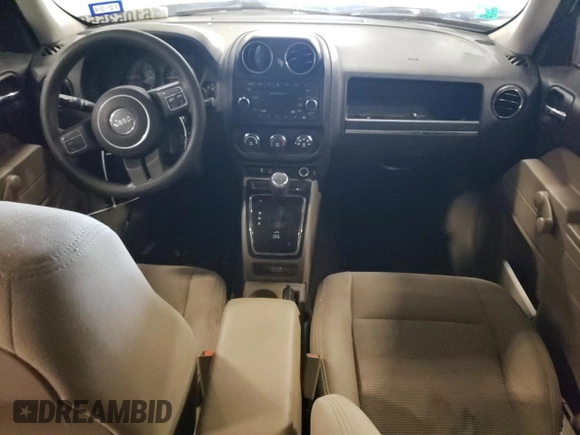 2014 Jeep Patriot Sport with VIN 1C4NJPBA0ED692052, listed as a Copart auction lot 61053555 with Not provided miles and Clean title. Bid and sale history available at DreamBid. Image 8.