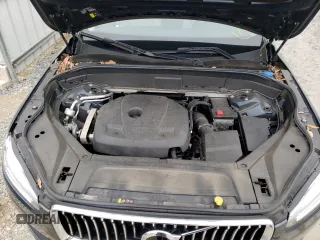 2020 Volvo XC90 Momentum with VIN YV4102PK6L1604039, listed as a Copart auction lot 69500212 with 24,914 mi miles. Bid and sale history available at carsss.com. Image 11.