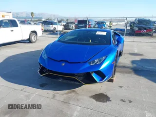 2019 Lamborghini Huracan z VIN ZHWUD4ZF8KLA11733, wystawiony jako IAAI lot #41433768 z przebiegiem 11 736 mil mil oraz . Historia ofert i sprzedaży dostępna na DreamBid. Obrazek 6.