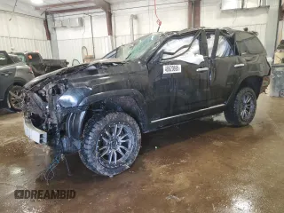 2018 Toyota 4Runner SR5 z VIN JTEBU5JR1J5562464, wystawiony jako Copart lot #48620695 z przebiegiem Nie podano mil oraz Nie do naprawy • Non repairable. Historia ofert i sprzedaży dostępna na DreamBid. Obrazek 1.
