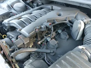 2010 Chrysler 300 Touring Signature z VIN 2C3CK5CV3AH188963, wystawiony jako IAAI lot #42625183 z przebiegiem 179 652 mil mil oraz . Historia ofert i sprzedaży dostępna na DreamBid. Obrazek 19.