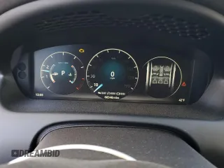 2017 Jaguar XJ with VIN SAJWJ2GD0H8W07154, listed as a Copart auction lot 42090375 with 66,546 mi miles and Salvage Title. Bid and sale history available at carsss.com. Image 9.