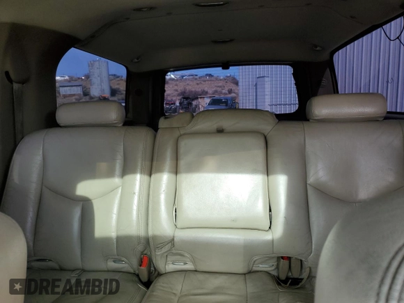 2003 Chevrolet Suburban LS with VIN 3GNEC16T03G150153, listed as a Copart auction lot 46333895 with 189,664 mi miles and Salvage Title. Bid and sale history available at carsss.com. Image 10.