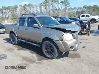 2004 Nissan Frontier XE z VIN 1N6ED27TX4C414670, wystawiony jako IAAI lot #41504526 z przebiegiem 132 746 mil mil oraz . Historia ofert i sprzedaży dostępna na DreamBid. Obrazek 1.