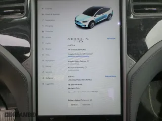 2018 Tesla Model X 75D with VIN 5YJXCAE25JF101432, listed as a Copart auction lot 39950513 with 34879 miles. Bid and sale history available at carsss.com. Image 9.
