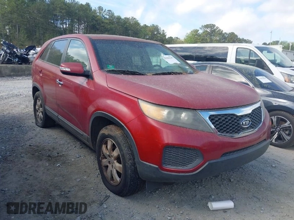 2011 Kia Sorento LX with VIN 5XYKT3A18BG015478, listed as a IAAI auction lot 41966265 with 98,269 mi miles. Bid and sale history available at carsss.com. Image 1.
