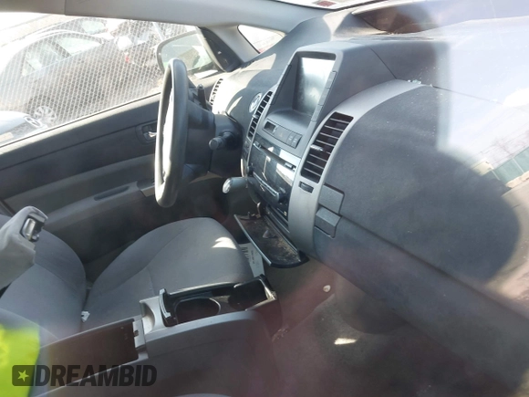 2006 Toyota Prius with VIN JTDKB20U463163128, listed as a IAAI auction lot 41647868 with Not Provided miles. Bid and sale history available at carsss.com. Image 5.