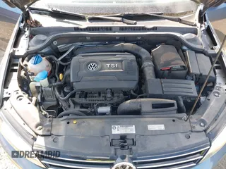 2017 Volkswagen Jetta Sport z VIN 3VWD17AJ6HM284934, wystawiony jako IAAI lot #42657613 z przebiegiem 85 929 mil mil oraz . Historia ofert i sprzedaży dostępna na DreamBid. Obrazek 10.