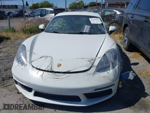 2021 Porsche Cayman with VIN WP0AA2A80MS260426, listed as a IAAI auction lot 41680025 with 19,804 mi miles and . Bid and sale history available at DreamBid. Image 12.