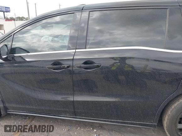 2024 Honda Odyssey Sport with VIN 5FNRL6H75RB056176, listed as a IAAI auction lot 41701547 with 10,660 mi miles and . Bid and sale history available at DreamBid. Image 14.