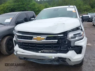 2025 Chevrolet Silverado 1500 LT z VIN 1GCUKDED4SZ123636, wystawiony jako IAAI lot #42216309 z przebiegiem 29 832 mil mil oraz . Historia ofert i sprzedaży dostępna na DreamBid. Obrazek 11.