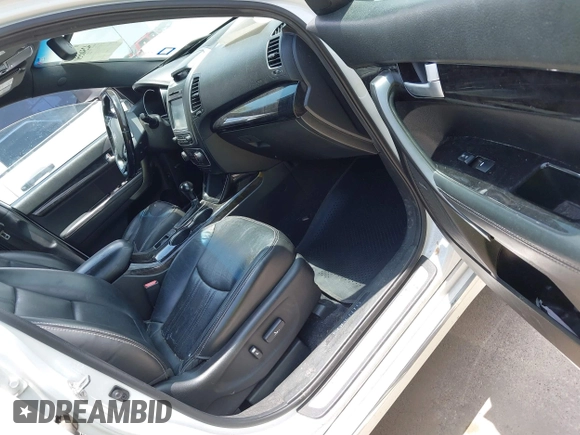 2014 Kia Sorento SX Limited with VIN 5XYKW4A74EG485464, listed as a IAAI auction lot 42546550 with 138,646 mi miles and . Bid and sale history available at DreamBid. Image 5.