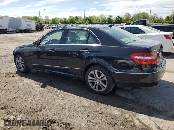 2010 Mercedes-Benz E 350 Luxury z VIN WDDHF8HB9AA102775, wystawiony jako Copart lot #54841885 z przebiegiem 124 106 mil mil oraz Szkoda całkowita • Salvage title. Historia ofert i sprzedaży dostępna na DreamBid. Obrazek 2.