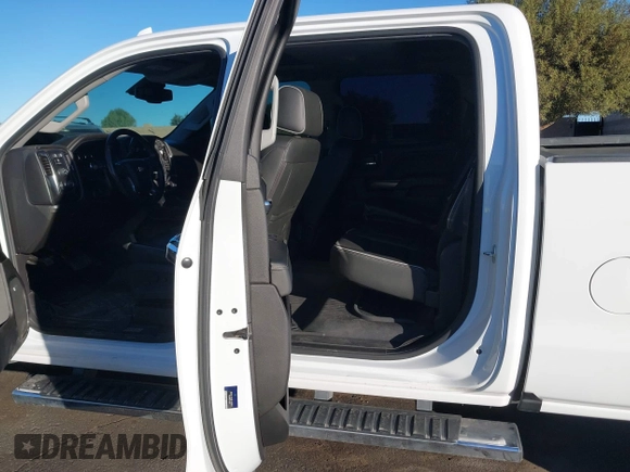 2018 Chevrolet Silverado 3500HD High Country with VIN 1GC4K1EY6JF207068, listed as a IAAI auction lot 41288394 with 110,158 mi miles and . Bid and sale history available at DreamBid. Image 7.