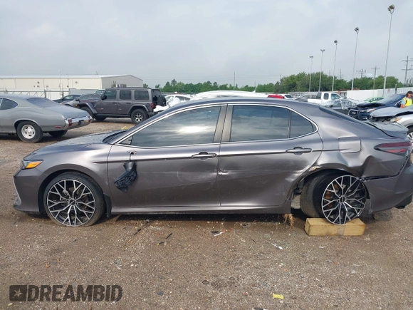 2023 Toyota Camry LE z VIN 4T1C11AK8PU132325, wystawiony jako IAAI lot #42093856 z przebiegiem 29 115 mil mil oraz . Historia ofert i sprzedaży dostępna na DreamBid. Obrazek 15.