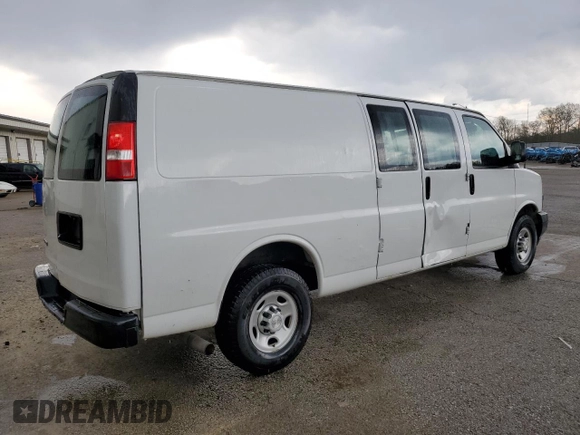 2020 Chevrolet Express Cargo Van with VIN 1GCWGBFB5L1153692, listed as a Copart auction lot 52133275 with 98,272 mi miles and Clean Title. Bid and sale history available at carsss.com. Image 3.