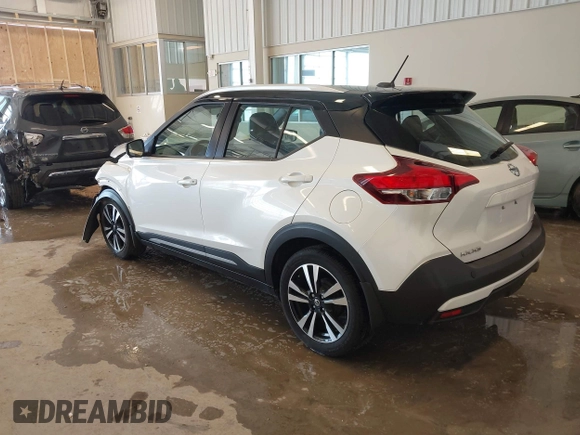 2019 Nissan Kicks SR with VIN 3N1CP5CU7KL538238, listed as a IAAI auction lot 41688621 with 40,142 mi miles. Bid and sale history available at carsss.com. Image 3.