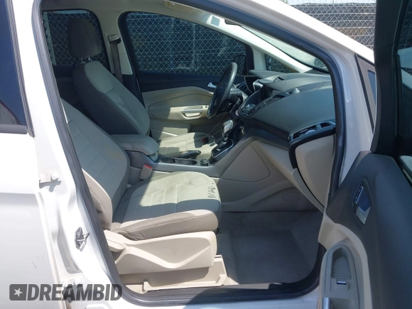 2013 Ford C-Max SE z VIN 1FADP5AU1DL518916, wystawiony jako IAAI lot #42452252 z przebiegiem 250 862 mil mil oraz . Historia ofert i sprzedaży dostępna na DreamBid. Obrazek 5.