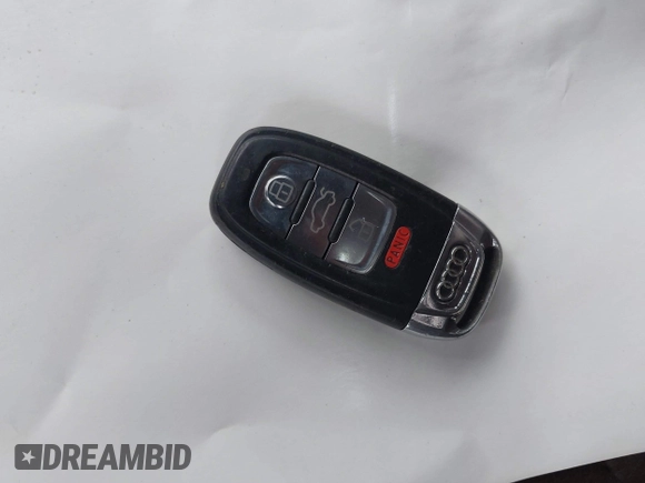 2013 Audi A4 Premium Plus с VIN WAUFFAFLXDN024165, выставлен на аукционе IAAI как лот 42271521 с пробегом 220 110 миль миль и . История ставок и продаж доступна на DreamBid. Изображение 11.