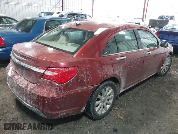 2014 Chrysler 200 Limited with VIN 1C3CCBCGXEN186783, listed as a IAAI auction lot 41395413 with 100,040 mi miles. Bid and sale history available at carsss.com. Image 4.