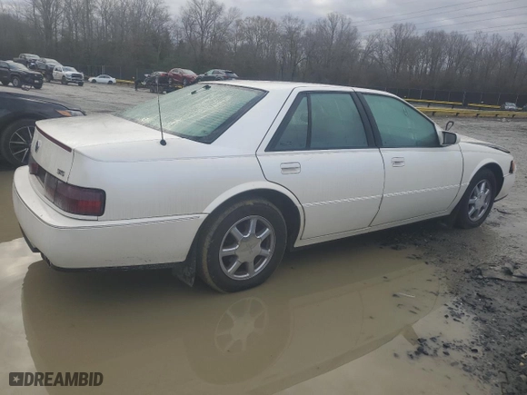 1997 Cadillac Seville Touring STS with VIN 1G6KY5292VU818343, listed as a Copart auction lot 86368564 with 0 mi miles and Non Repairable. Bid and sale history available at carsss.com. Image 3.