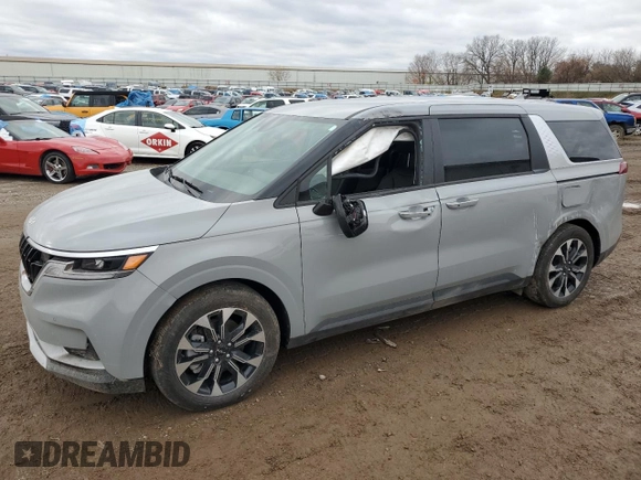 2024 Kia Carnival EX with VIN KNDNC5H35R6431081, listed as a Copart auction lot 79251234 with 13,499 mi miles and Non Repairable. Bid and sale history available at carsss.com. Image 1.