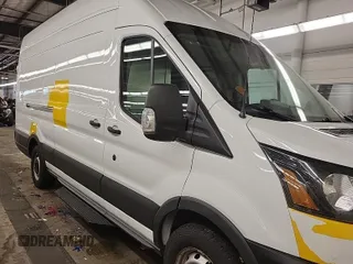2018 Ford Transit with VIN 1FTKR3XM8JKB55927, listed as a IAAI auction lot 42269522 with 119,013 mi miles and . Bid and sale history available at DreamBid. Image 28.