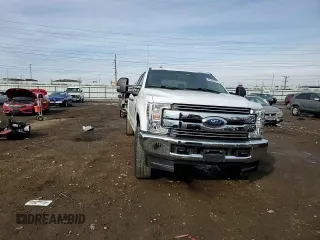 2019 Ford F-350 XL с VIN 1FT8W3BT2KEC83422, выставлен на аукционе Copart как лот 46360875 с пробегом 45 075 миль миль и Списание • Salvage title. История ставок и продаж доступна на DreamBid. Изображение 11.