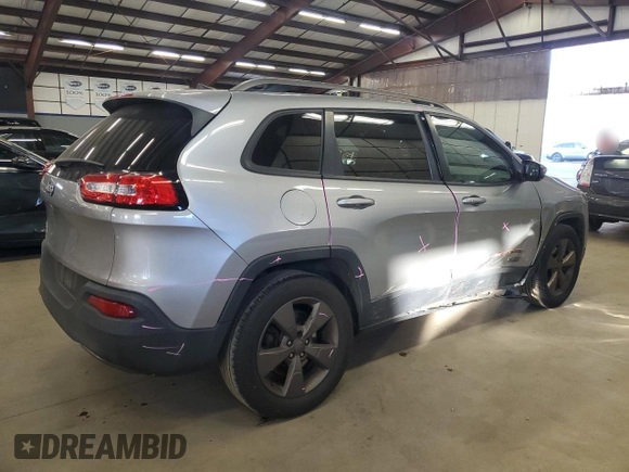 2016 Jeep Cherokee Latitude with VIN 1C4PJMCB7GW277235, listed as a Copart auction lot 87890955 with 226,497 mi miles and Salvage title. Bid and sale history available at DreamBid. Image 3.
