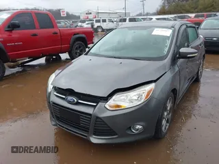 2013 Ford Focus SE with VIN 1FADP3K25DL186285, listed as a IAAI auction lot 41729017 with 188,853 mi miles. Bid and sale history available at carsss.com. Image 17.