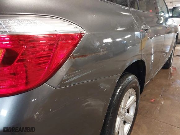 2008 Toyota Highlander with VIN JTEES41A082030156, listed as a IAAI auction lot 41875034 with 173,269 mi miles. Bid and sale history available at carsss.com. Image 14.